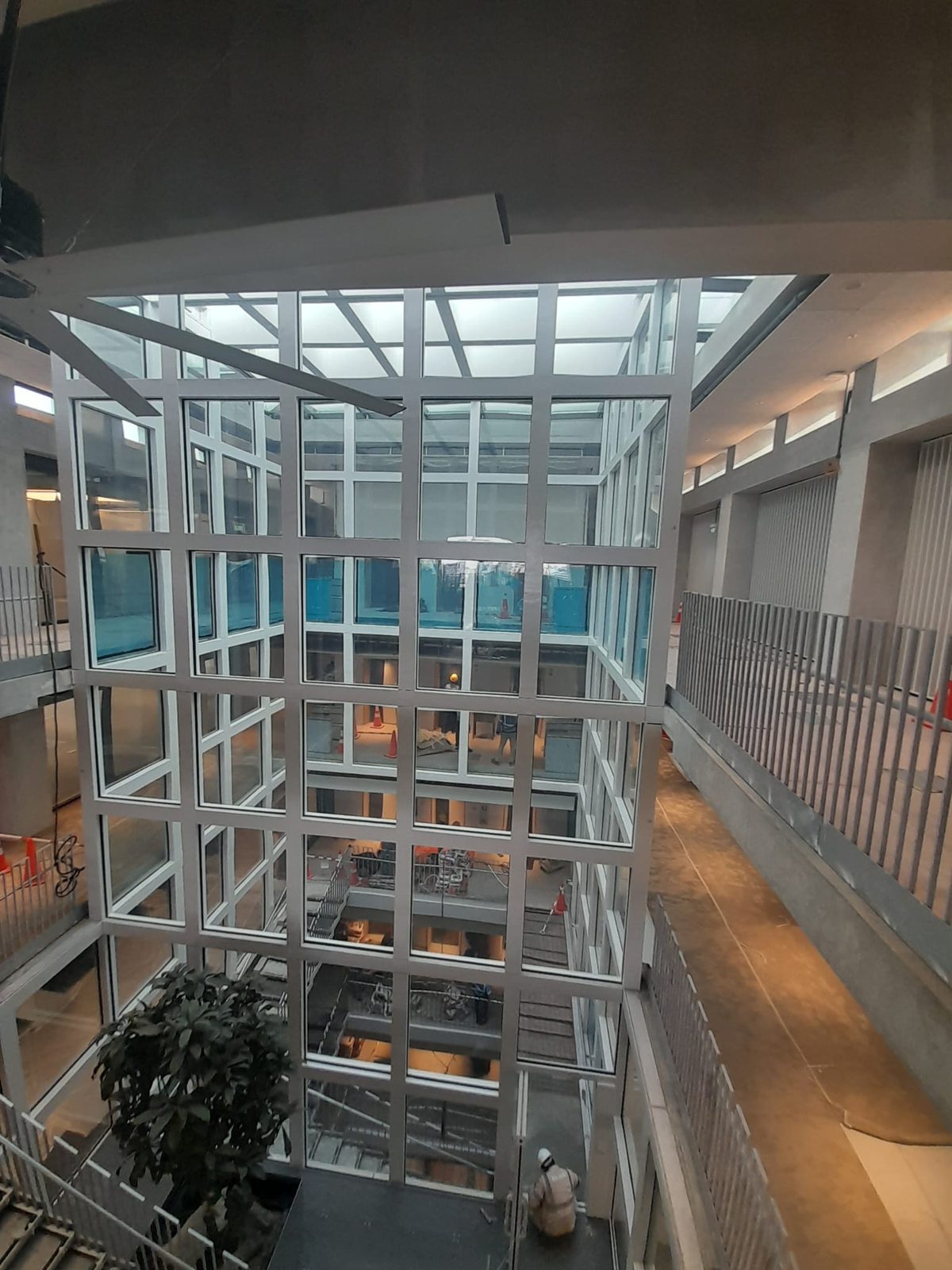 Fire rated framed fixed glass partition