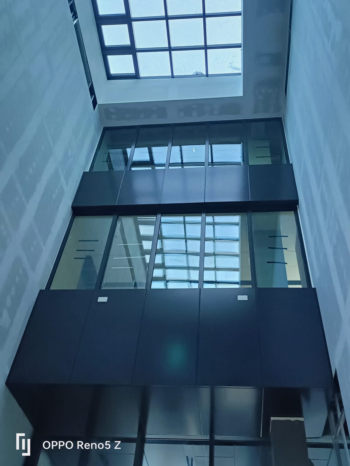 Fire rated framed fixed glass partition